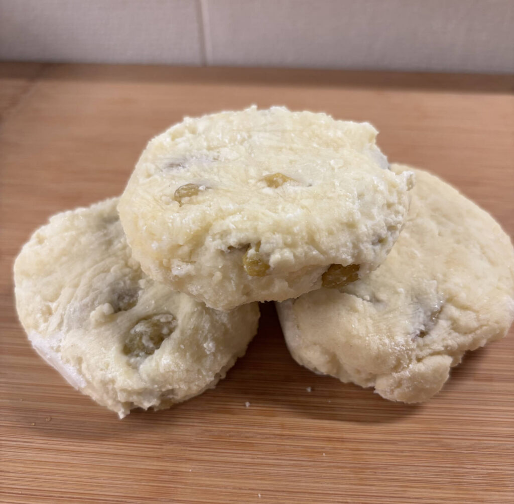 Сырники с изюмом